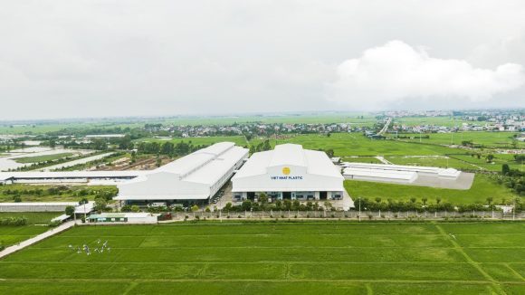 Chuyện Nhựa Việt Nhật